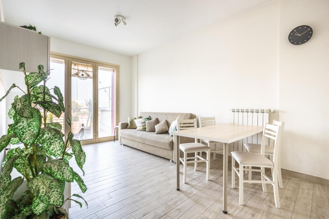 Apartment Urban Retreat -private Parking+terrace