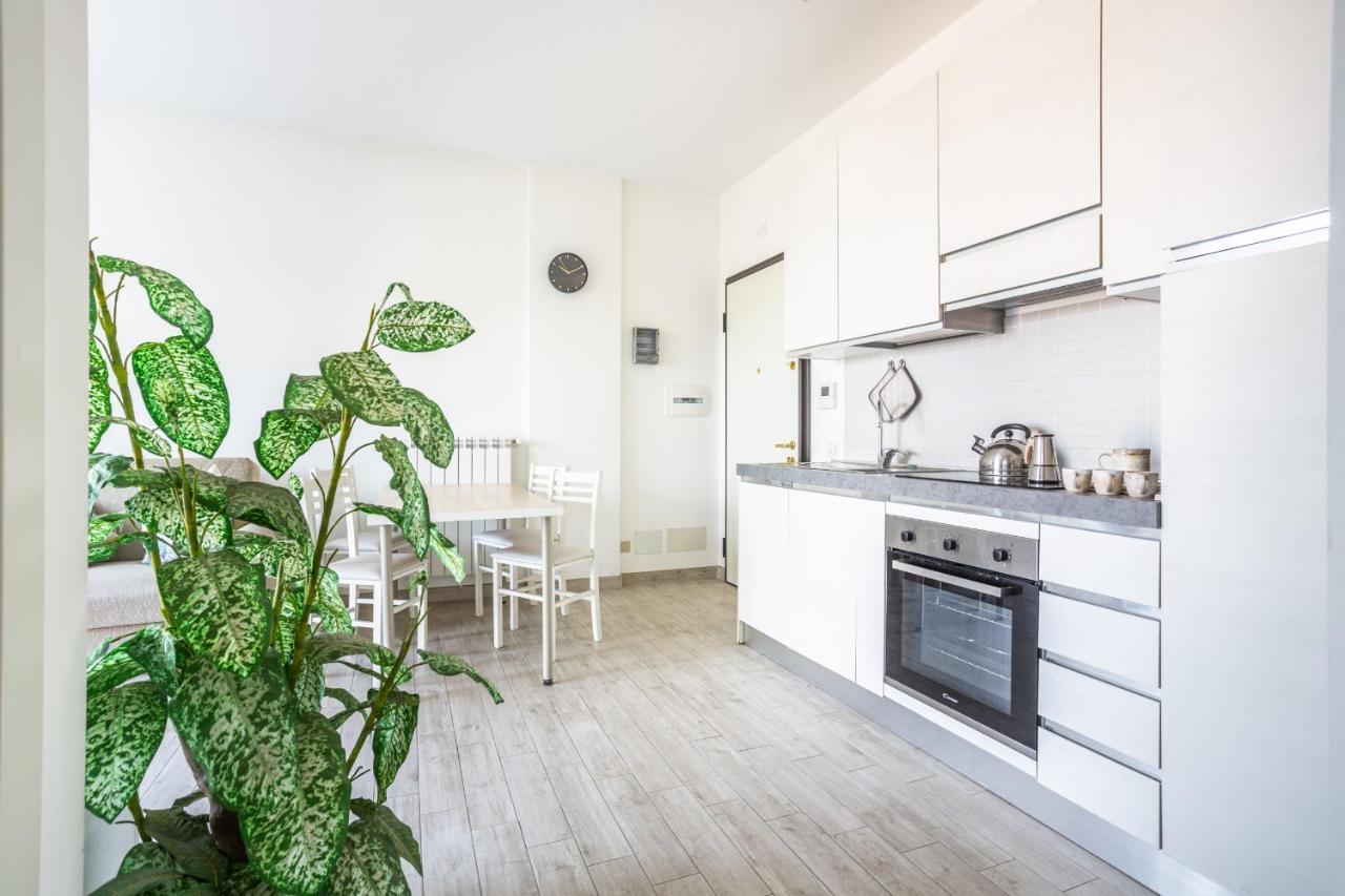 Apartment Urban Retreat -private Parking+terrace Rome