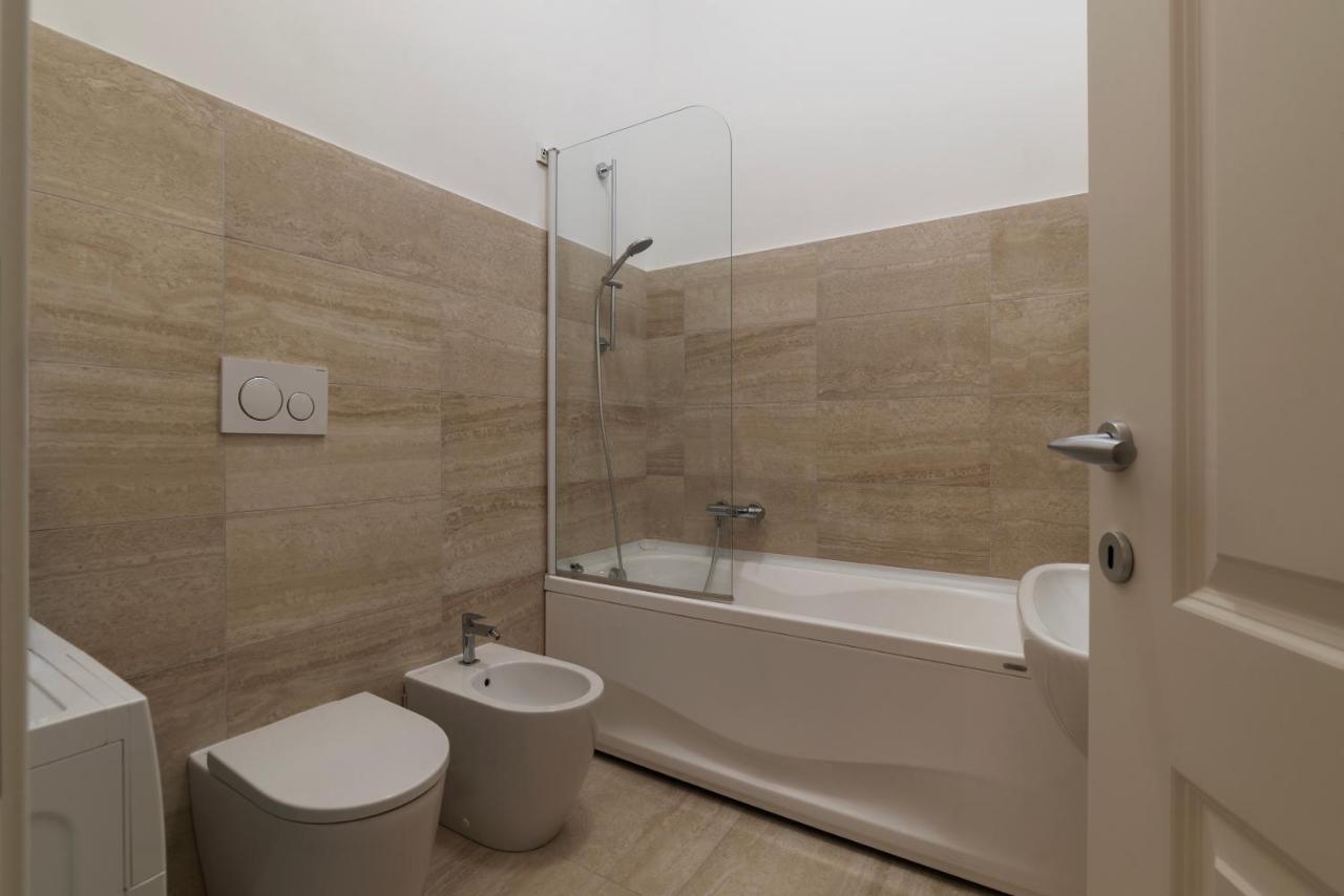 Termini & Acquario Romano Bright Apartment *