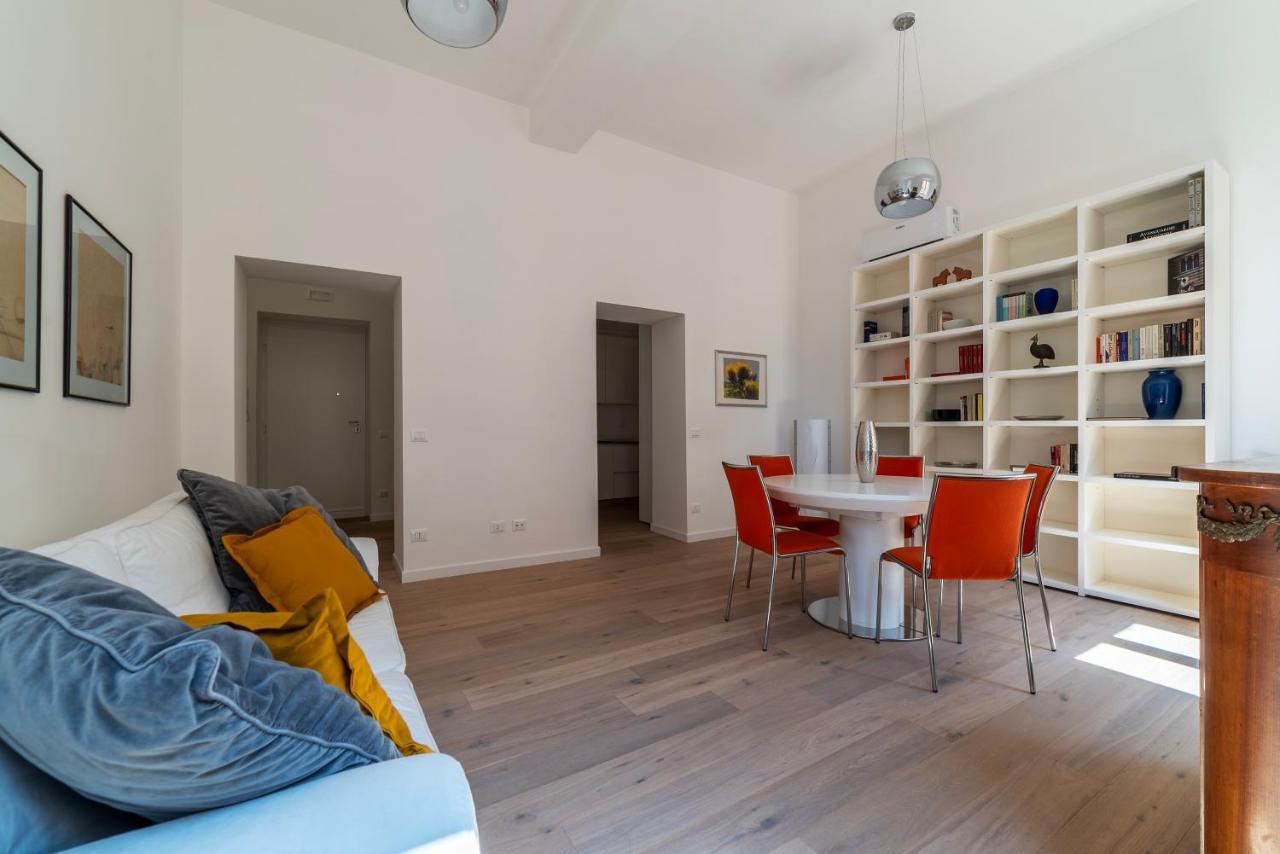 Termini & Acquario Romano Bright Apartment