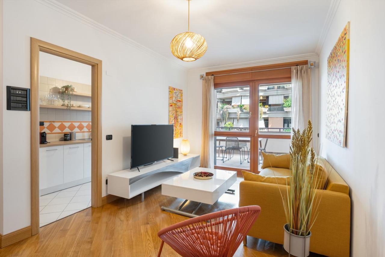 Amsterdam Design + Posto Auto