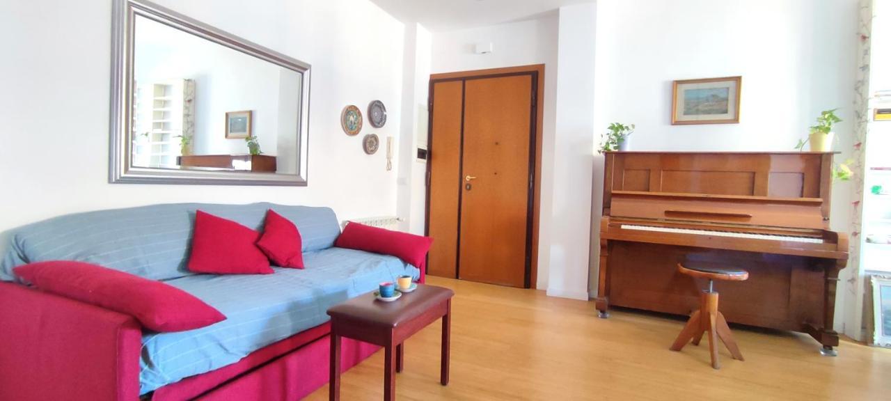 Monteverde - Stazione Trastevere Bright Loft Up To 5 Guests Apartment