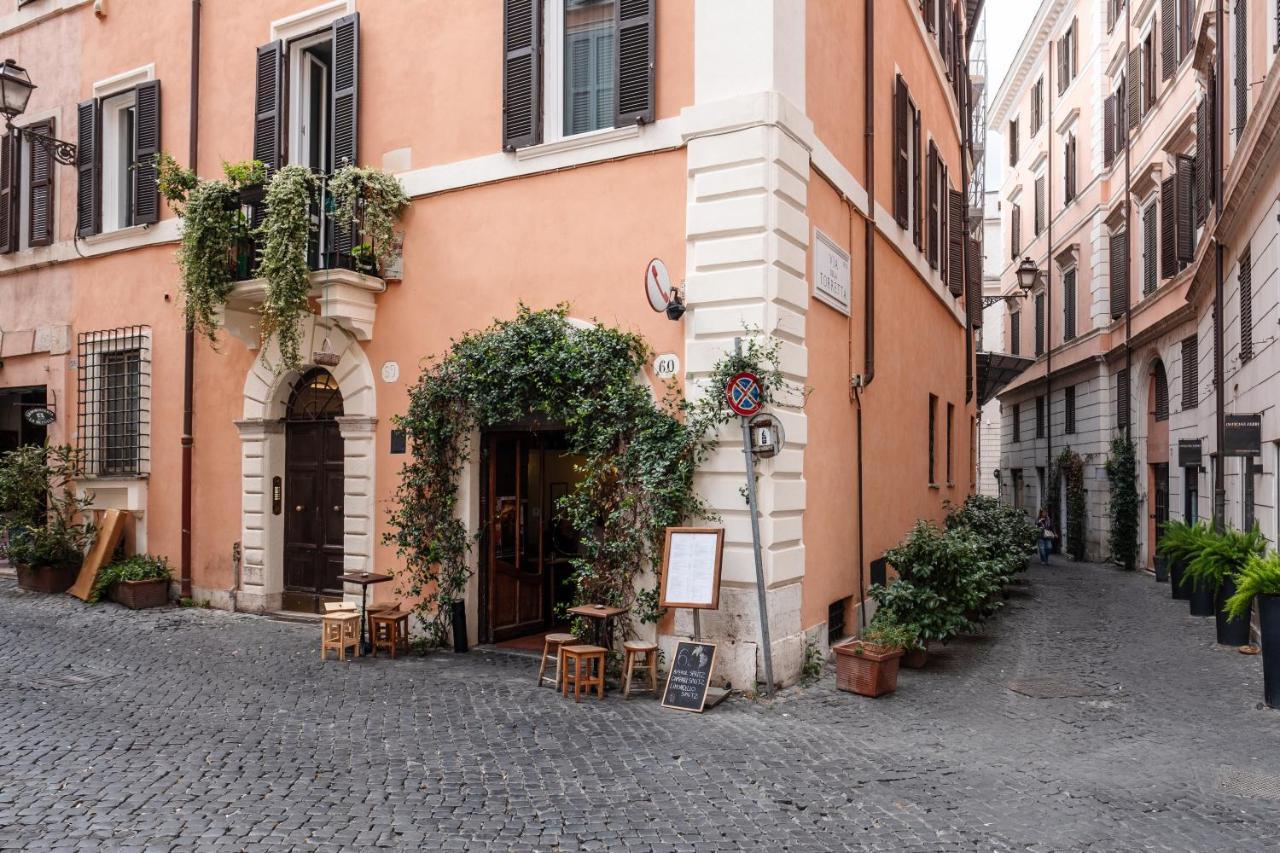 Fontanella Borghese Elegant & Beautiful Apartment
