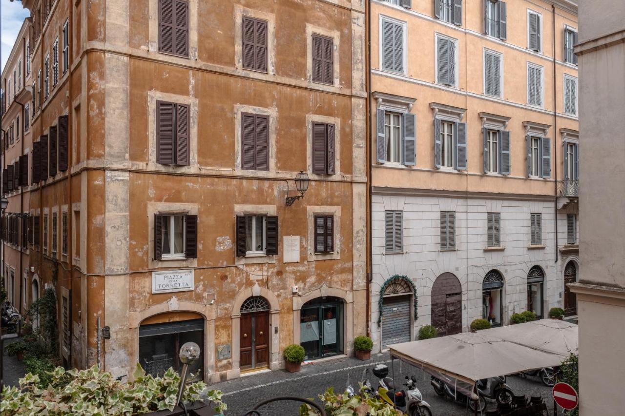 Apartment Fontanella Borghese Elegant & Beautiful Rome