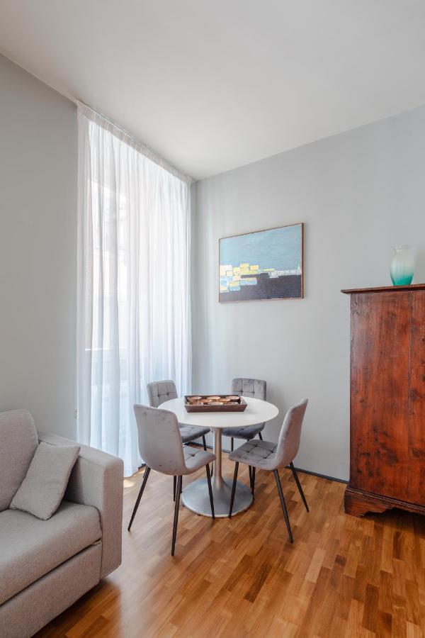 Apartment Fontanella Borghese Elegant & Beautiful Rome