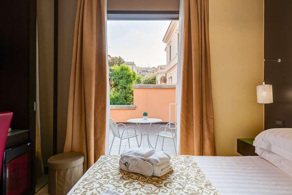 Western Cinemusic Hotel Rome