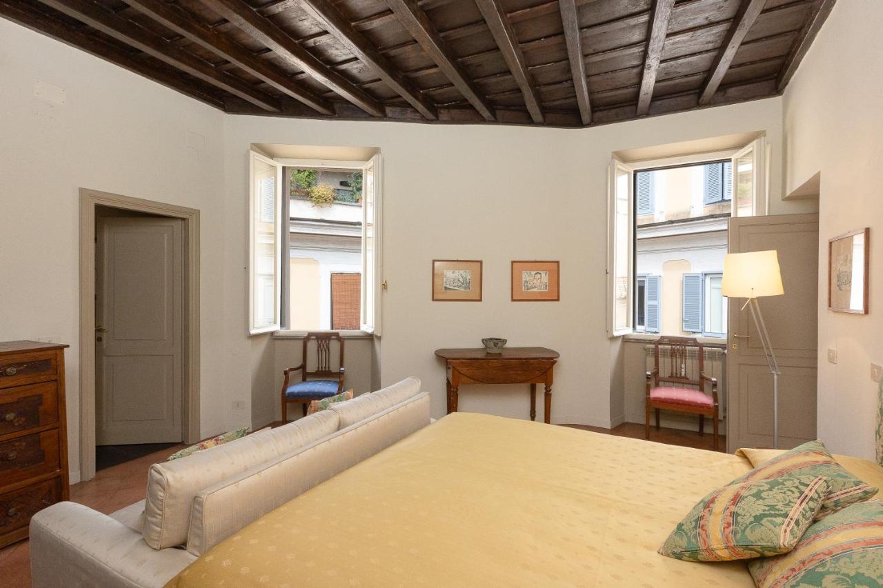 Amazing Fontana Di Trevi Apartment Rome
