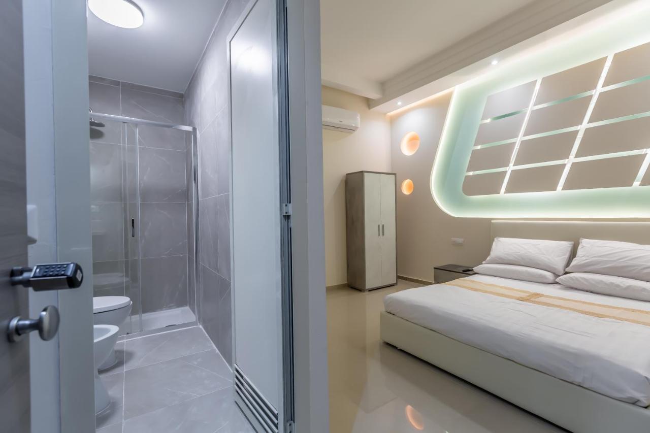 Hyper Termini Guest house