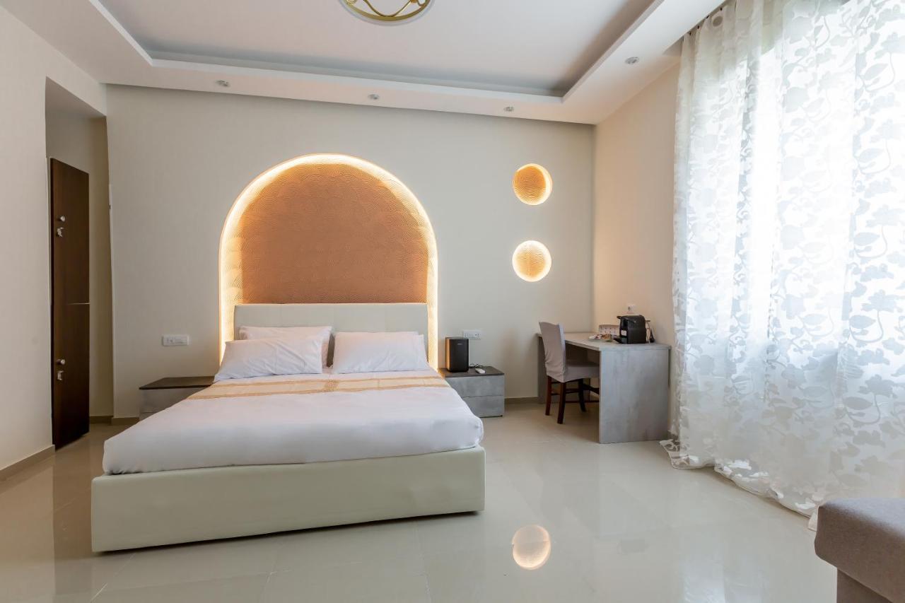 Hyper Termini Guest house