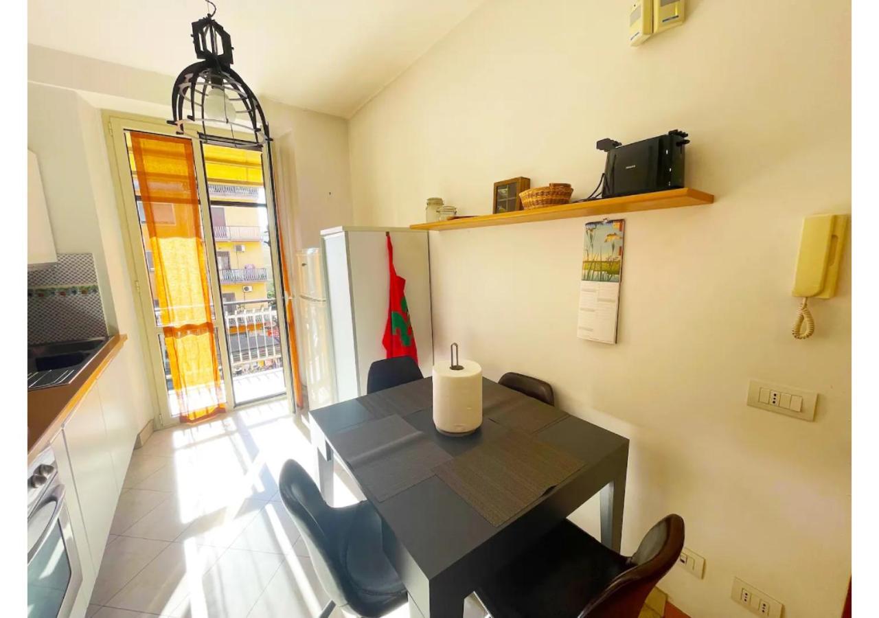 Cozy Casetta - Bright And Near Metro C Apartment Rome
