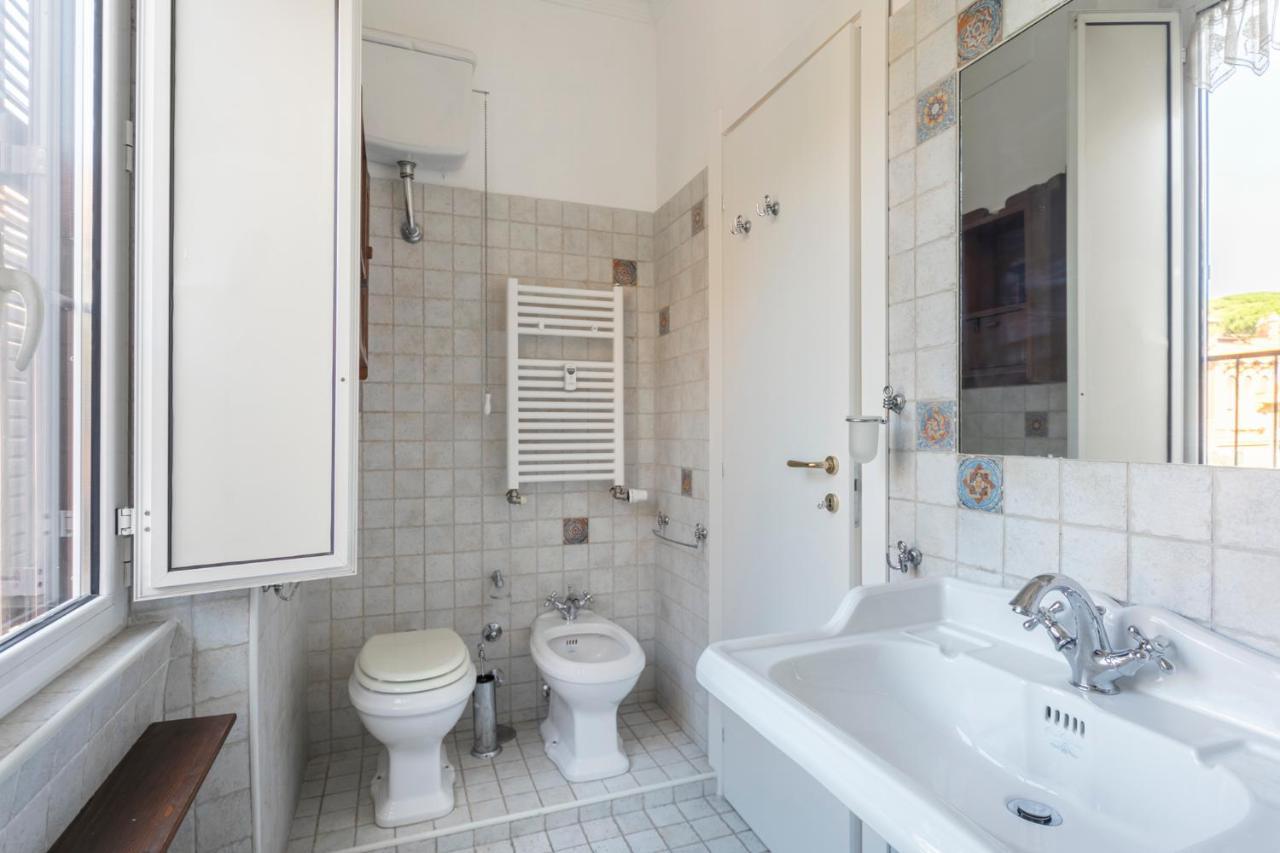 Luxury Penthouse In Trastevere *