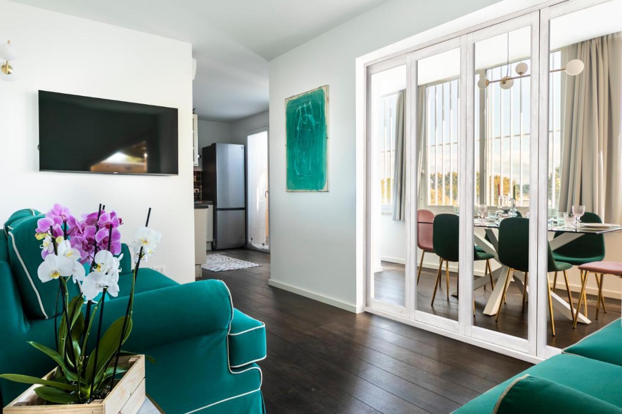 Luxury Penthouse In Trastevere
