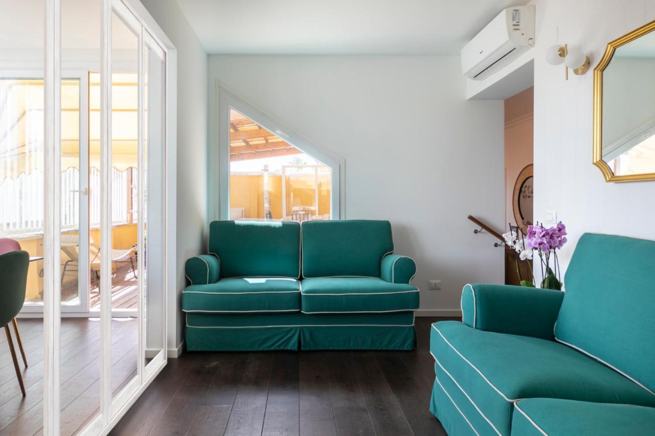 Luxury Penthouse In Trastevere *
