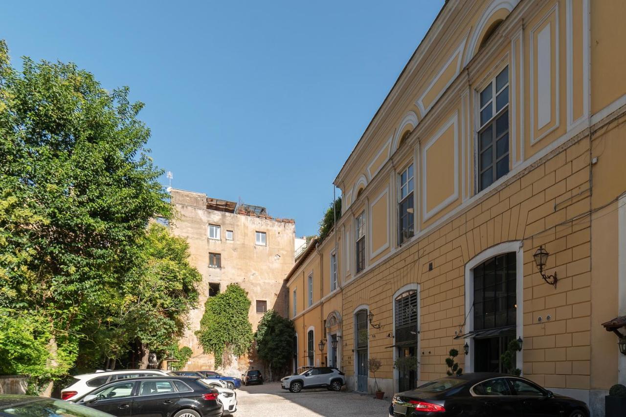 Studi Patrizi Dreaming Luxury Duplex Rome
