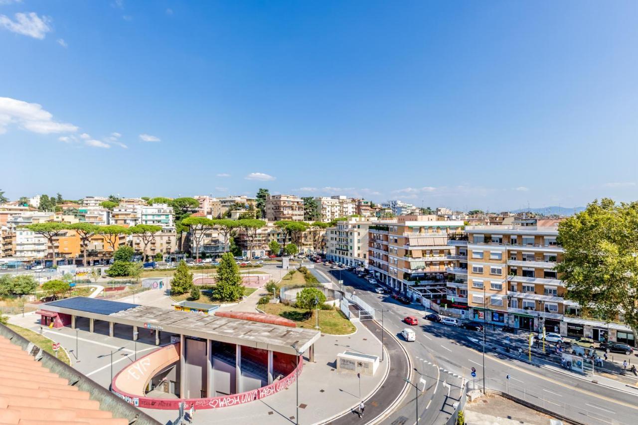 Bbhome Penthouse Bright And Elegant Metro Conca D'oro Appartamento