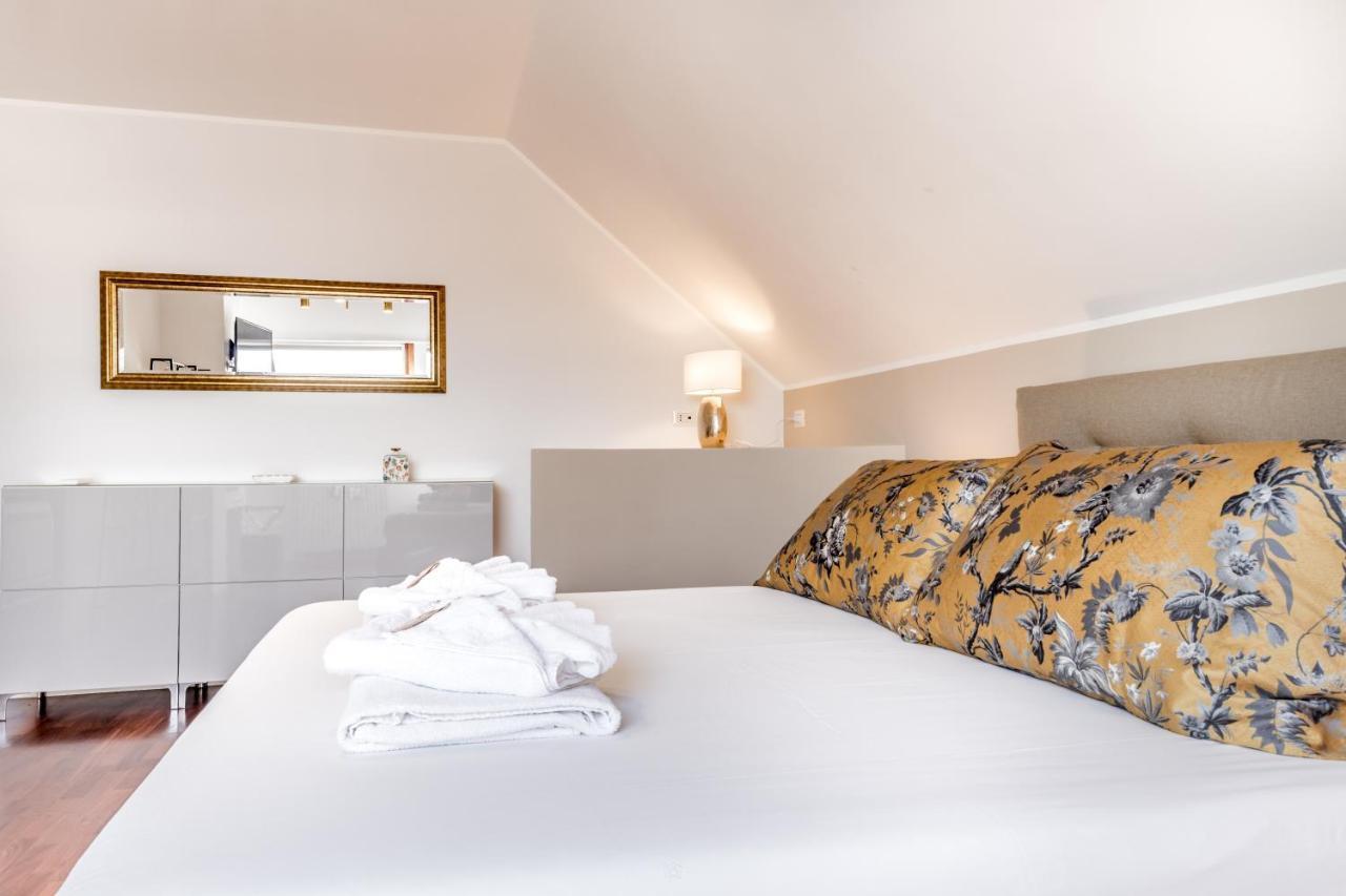 Appartamento Bbhome Penthouse Bright And Elegant Metro Conca D'oro *