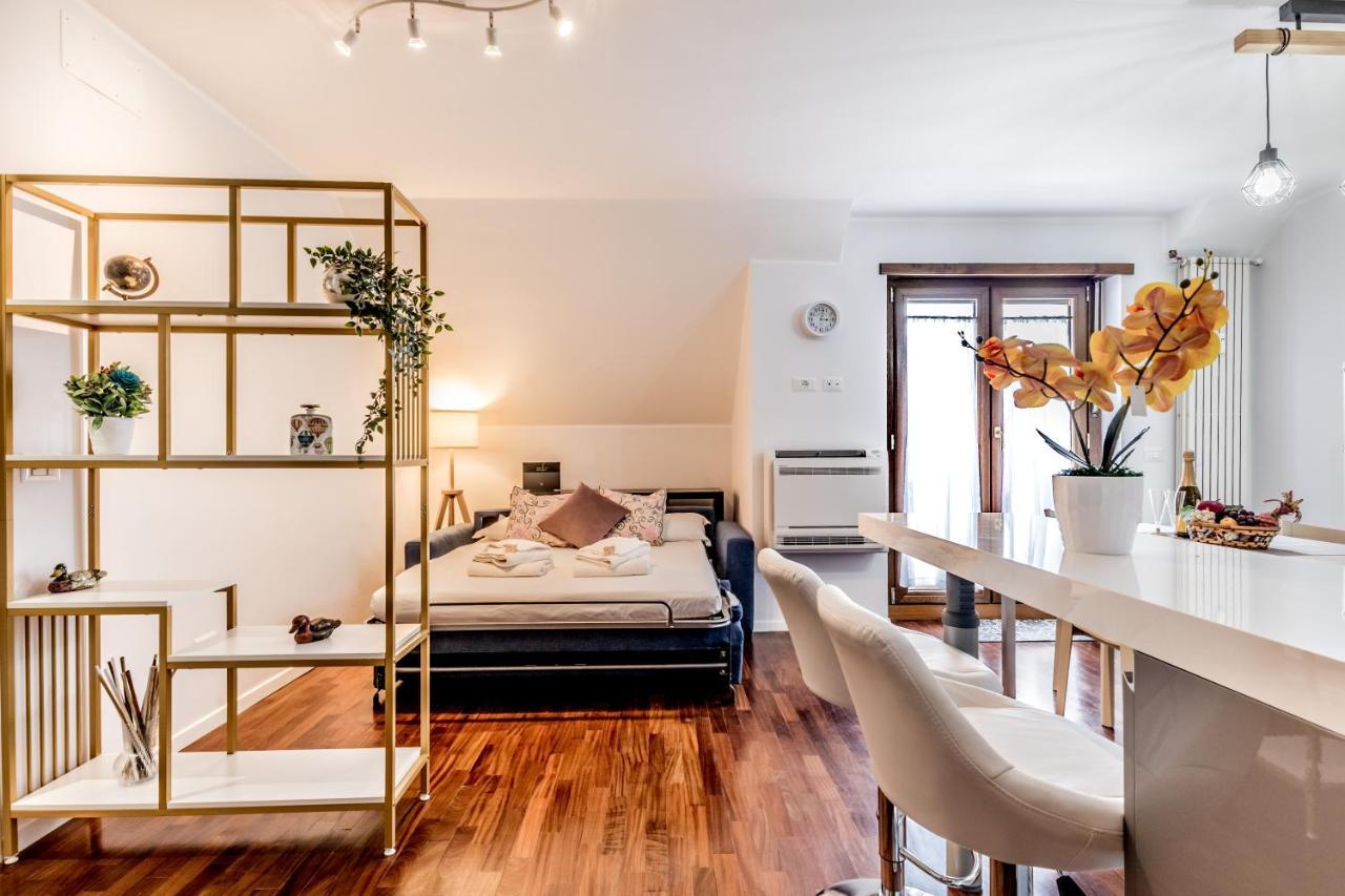 Bbhome Penthouse Bright And Elegant Metro Conca D'oro Appartamento