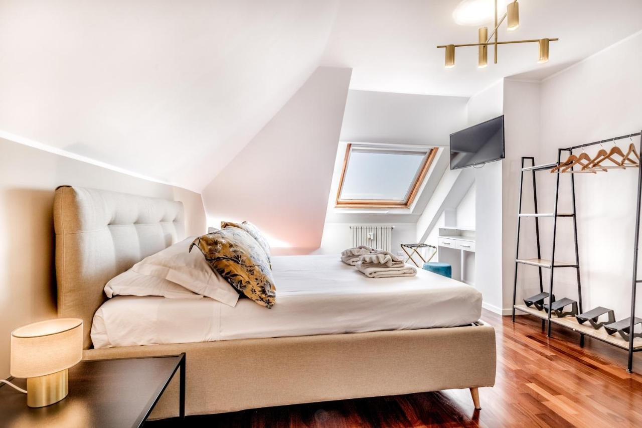 Bbhome Penthouse Bright And Elegant Metro Conca D'oro Appartamento
