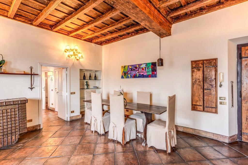 Flat With Lovely Views Near Piazza Navona * Roma