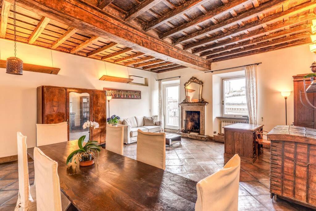 Flat With Lovely Views Near Piazza Navona Apartment Rome