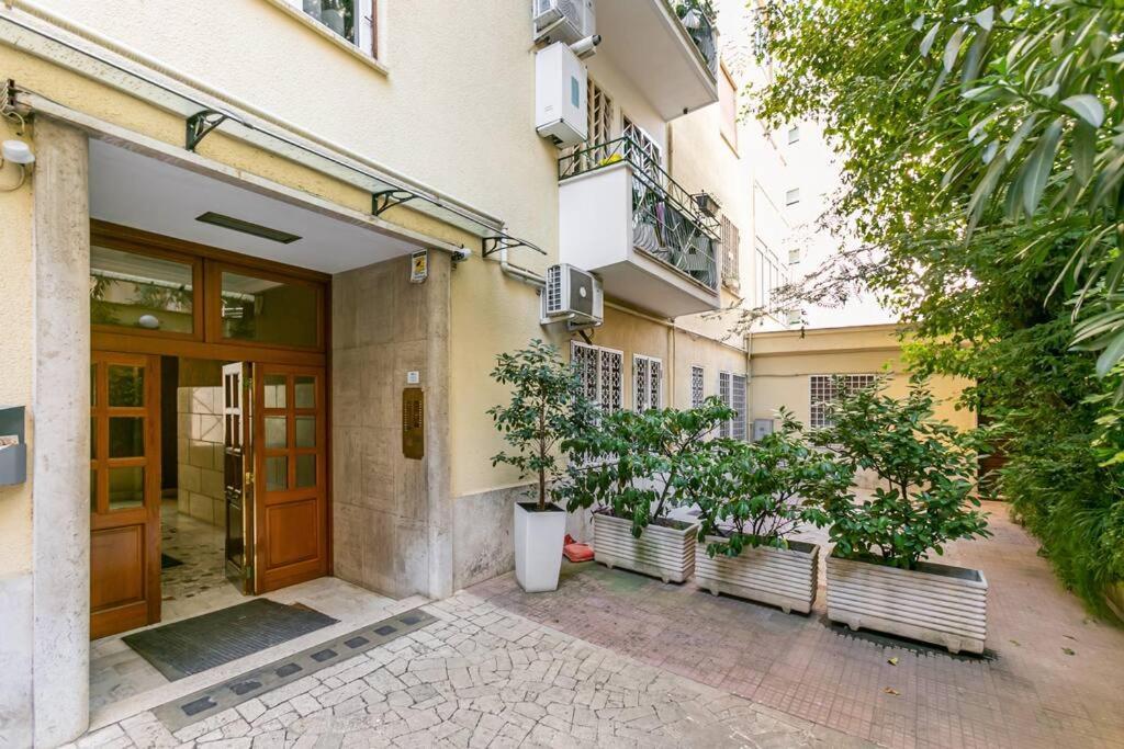Apartment Piazza Bologna *