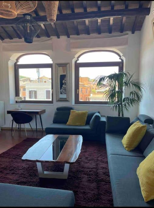 Apartment The View In Trastevere Rome