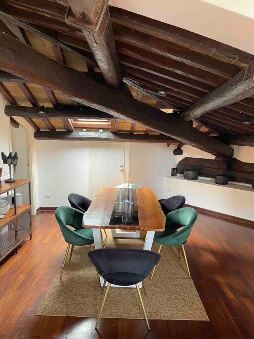 The View In Trastevere Apartment Rome