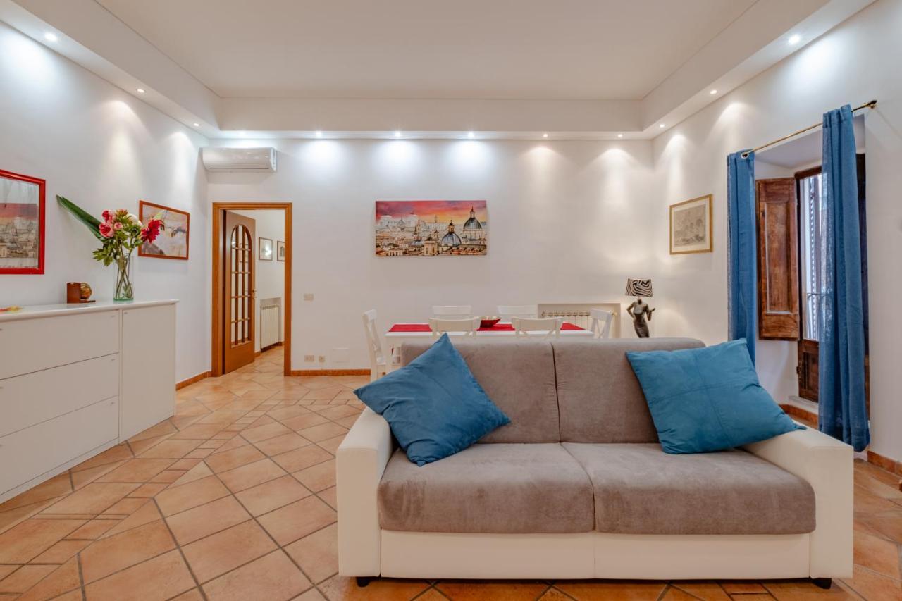 Apartment Ele Pantheon Rome