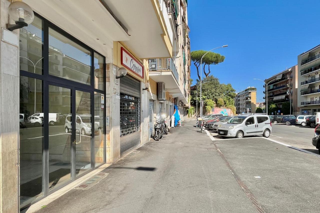 Luigi's Home, Cozy Metro San Paolo Apartment Rome