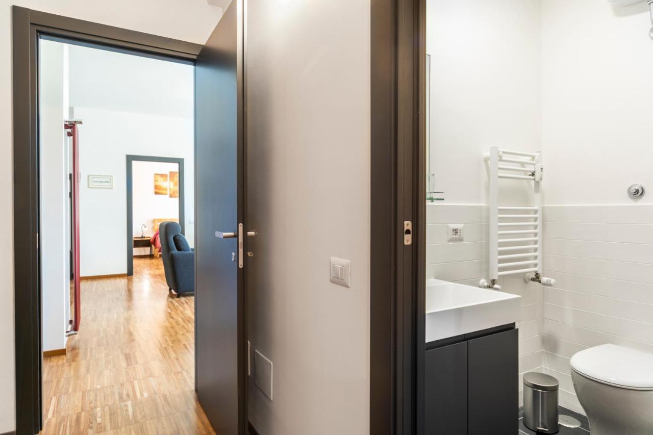 Cozy Flat 2 Bedrooms 2 Bathrooms With Balcony Apartment Rome