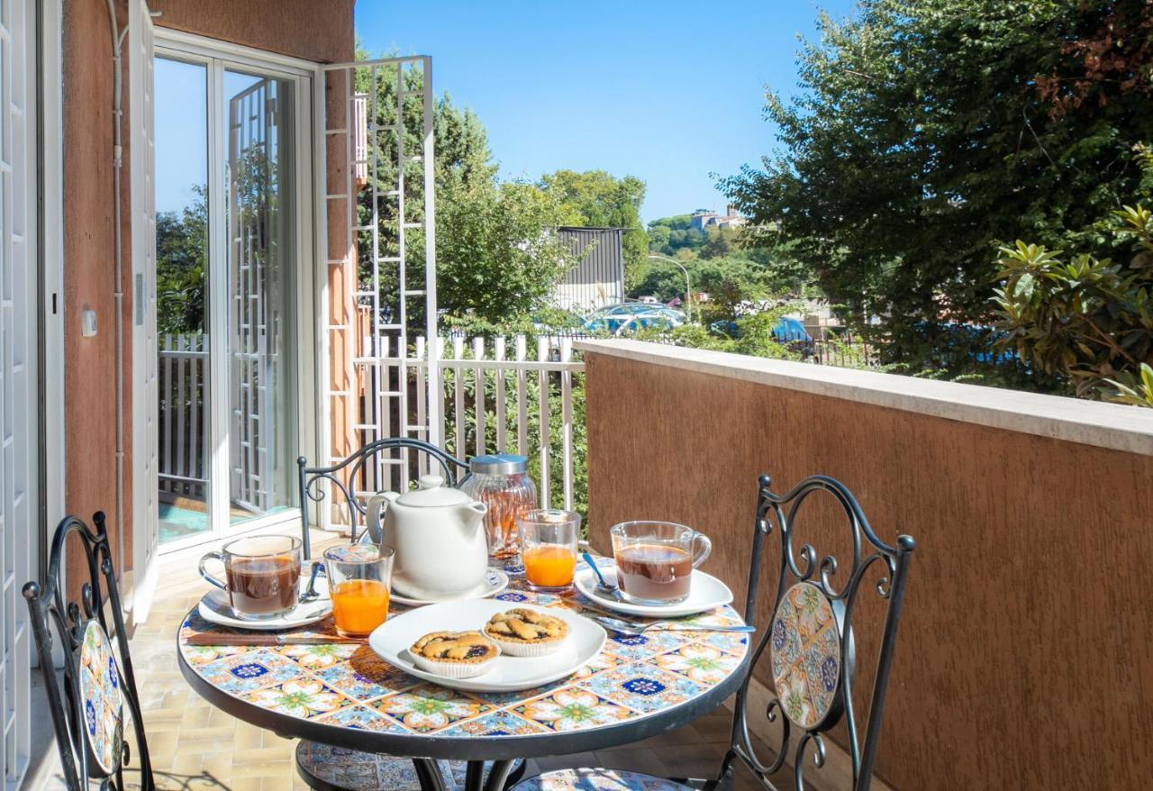 Cozy Flat 2 Bedrooms 2 Bathrooms With Balcony Apartment *