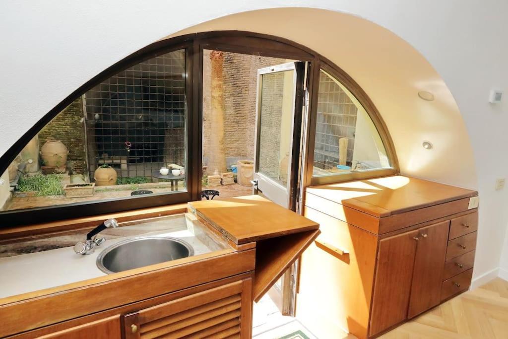 Pantheon With Private Terrace Apartment Rome