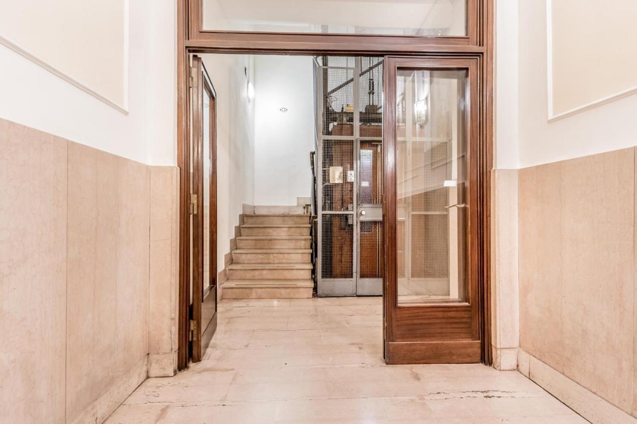 Vatican Blue Sky Apartment