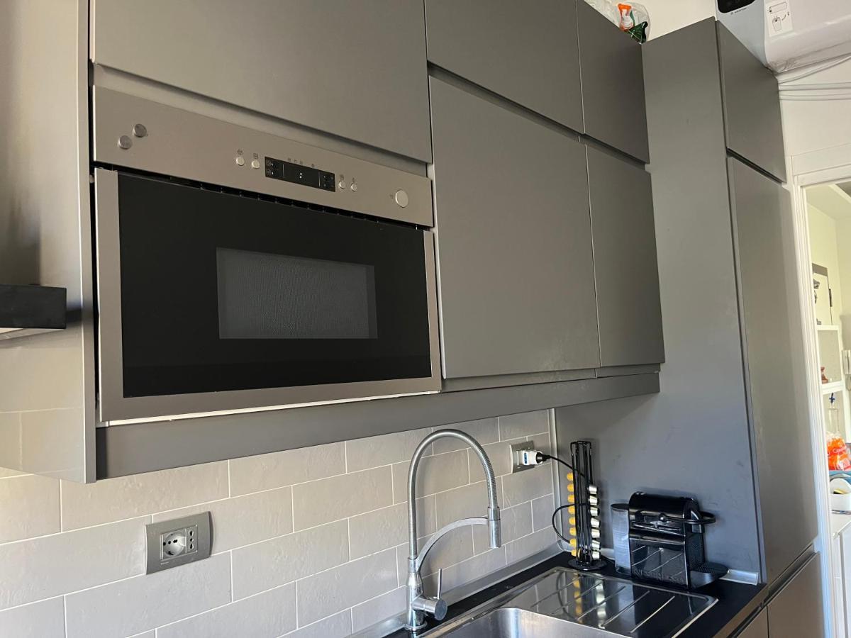 Appartamento Moderno Bilocale Con Terrazzo Roma