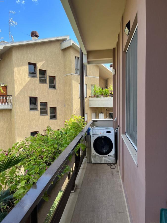 Moderno Bilocale Con Terrazzo * Roma