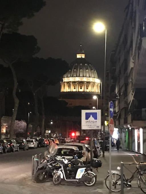 New_central Vatican Maison - Free Wifi - A/c *