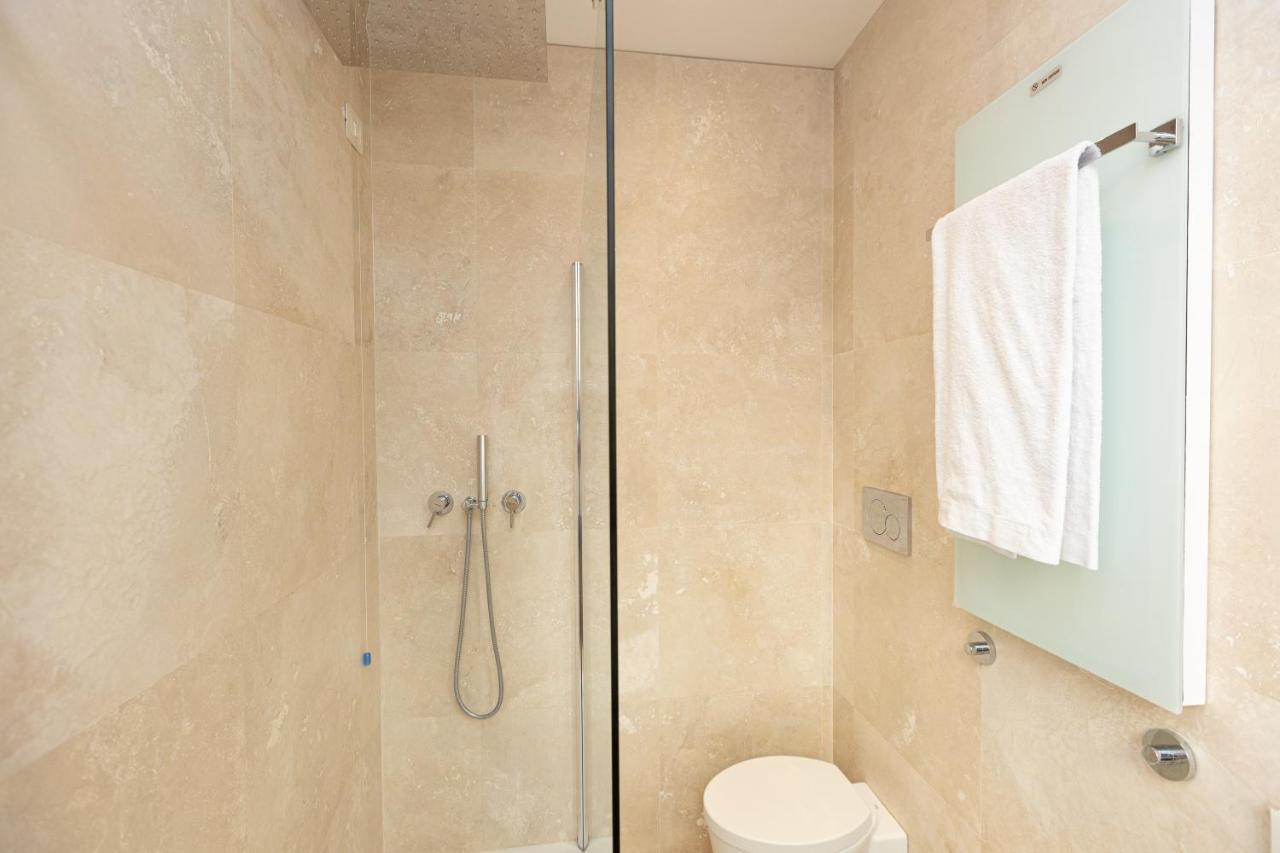 Amazing 3 Levels Penthouse Piazza Venezia *
