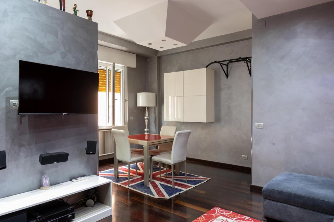 Rude House Apartment