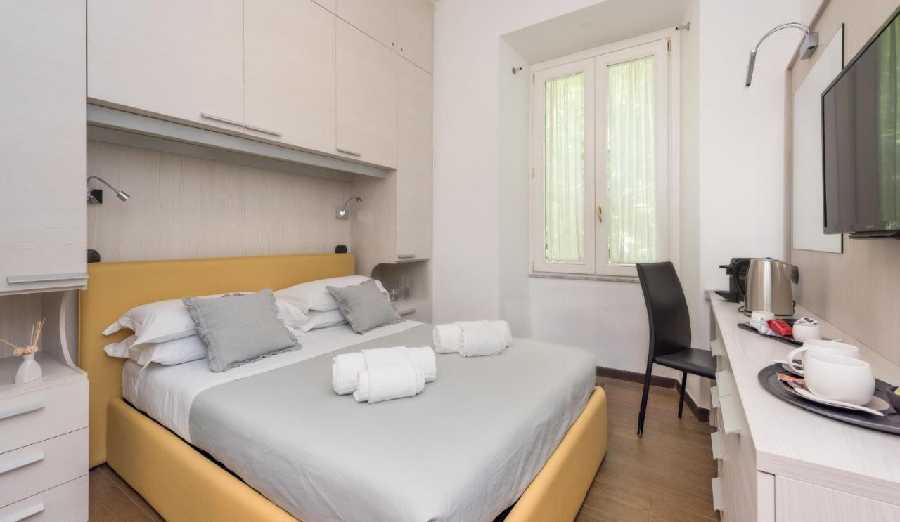 Guest house Andenis Tiber House *