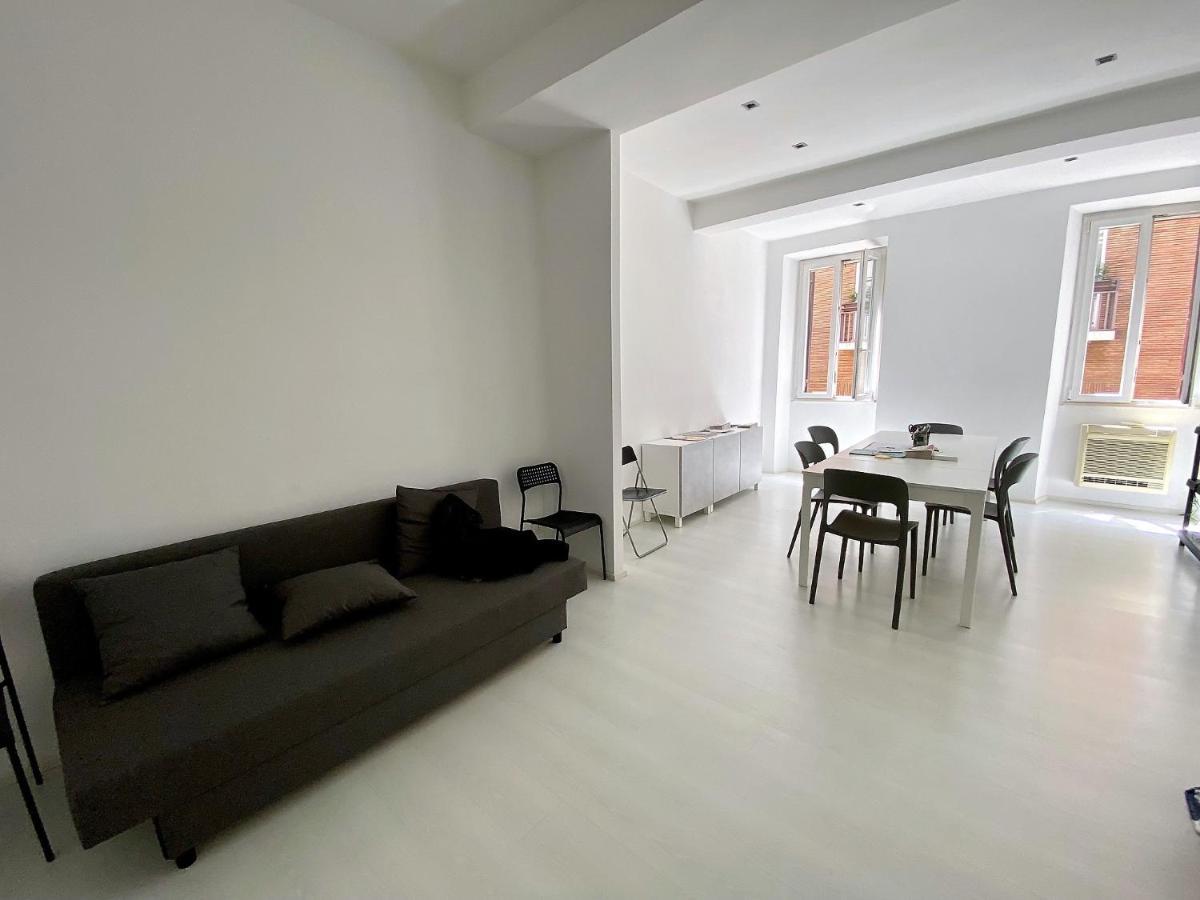 Frezza Business Office & Lounge *