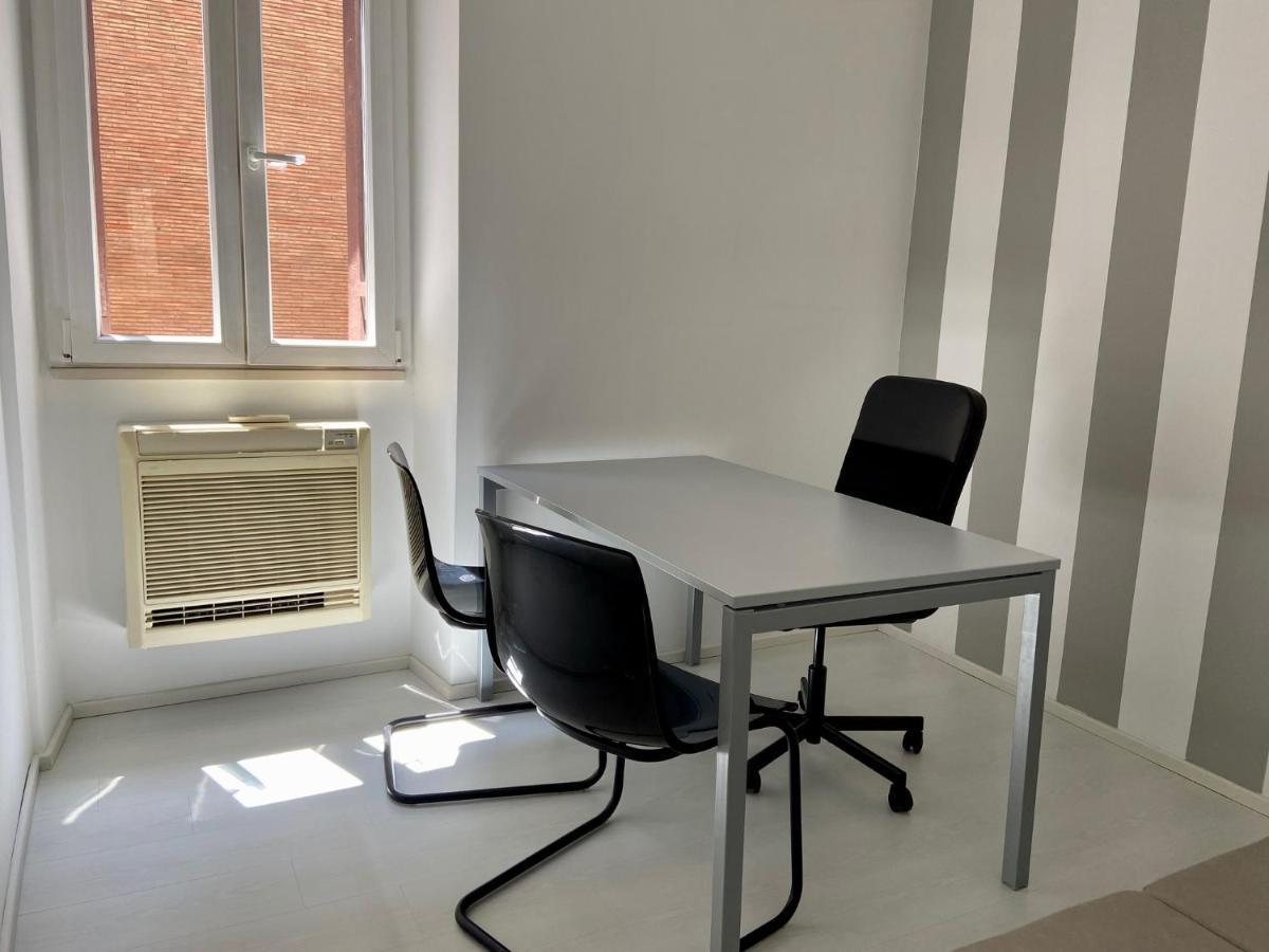 Frezza Business Office & Lounge * Rome