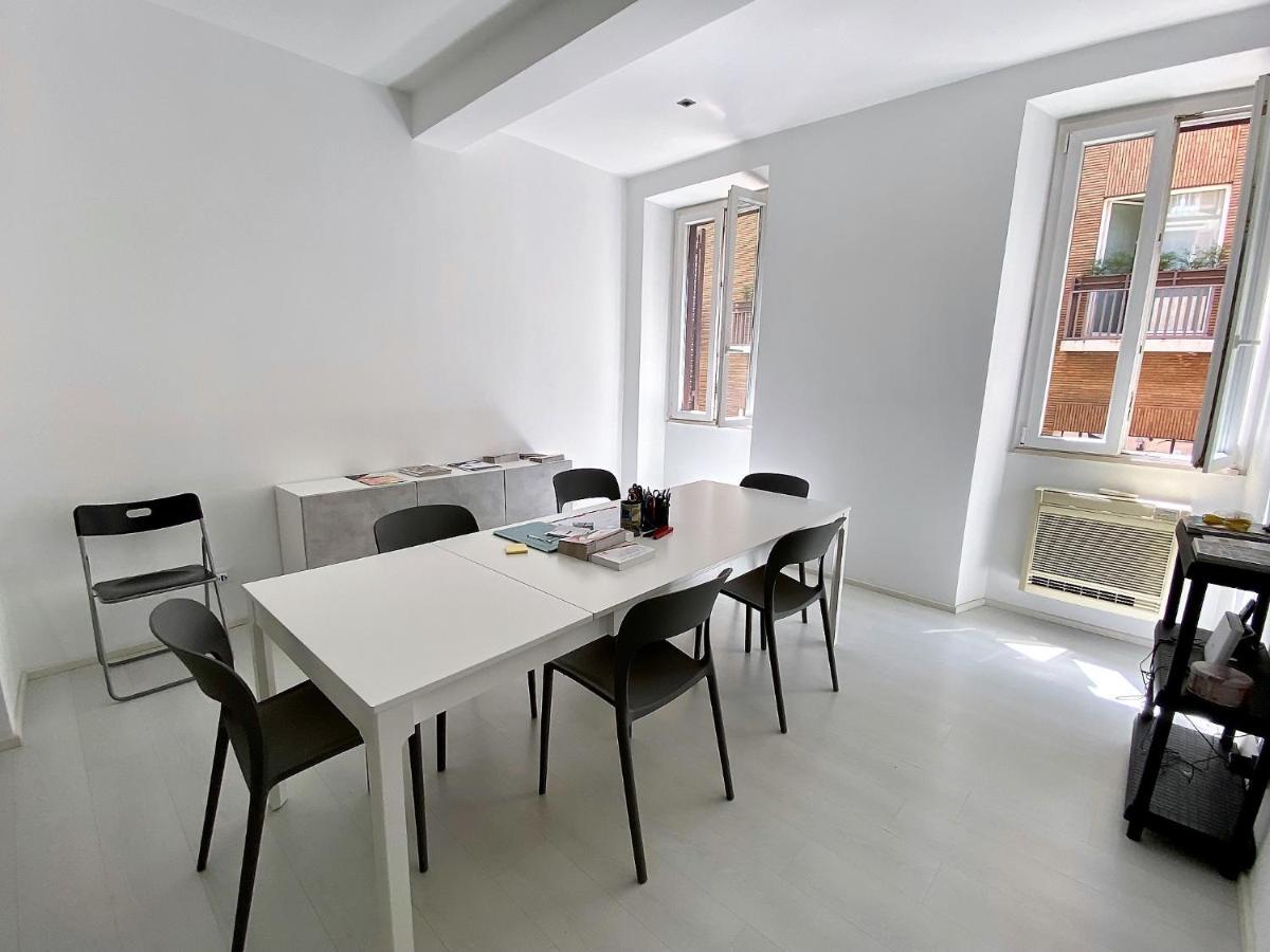 Frezza Business Office & Lounge Apartment Rome