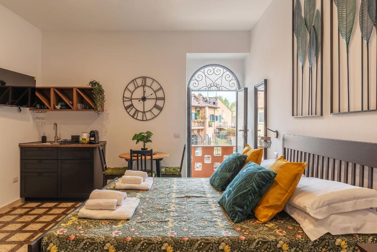 Domus Solis Trastevere *
