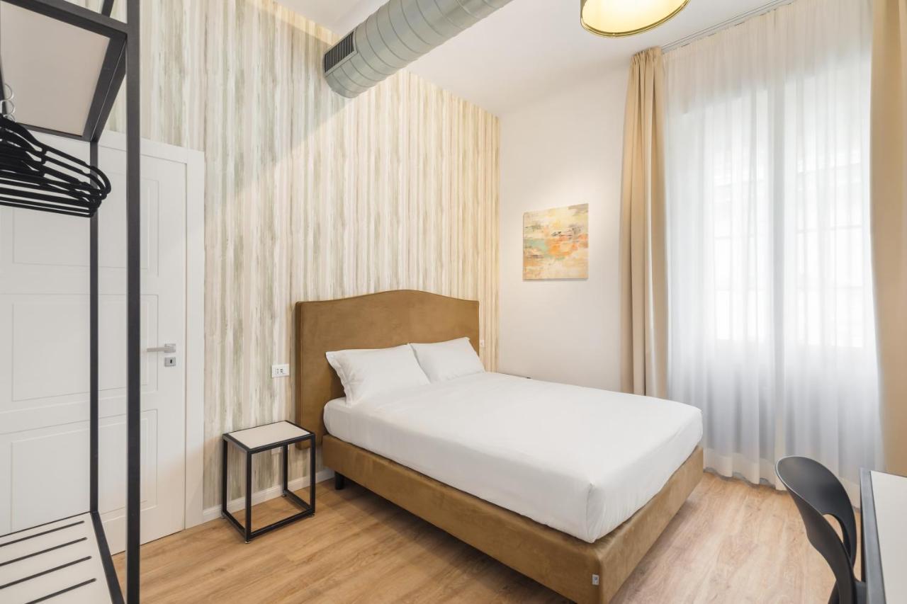 Adelante Piazza Bologna Bed & Breakfast *