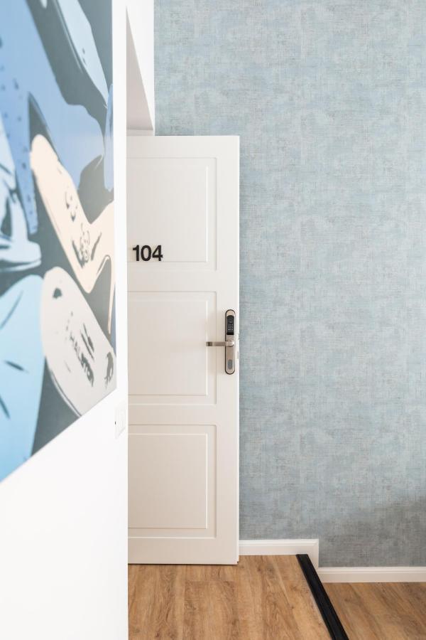 Adelante Piazza Bologna Bed & Breakfast *