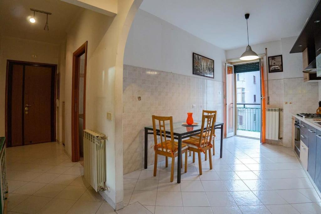 Appartamento Hostme Luminoso Metro Marconi