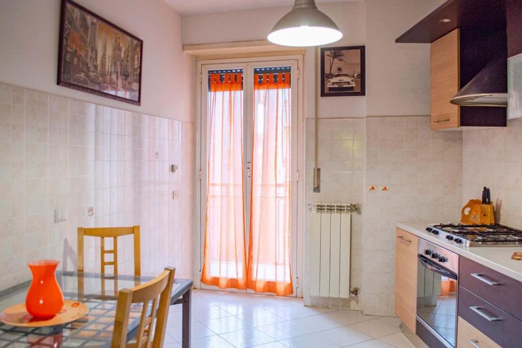 Appartamento Hostme Luminoso Metro Marconi *