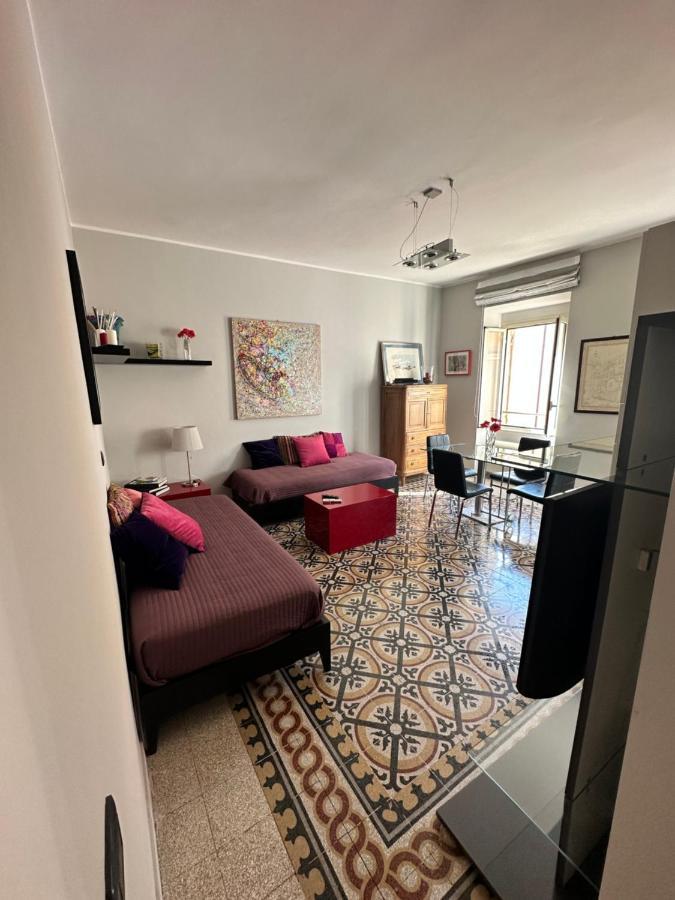 Apartment Vatican Color House