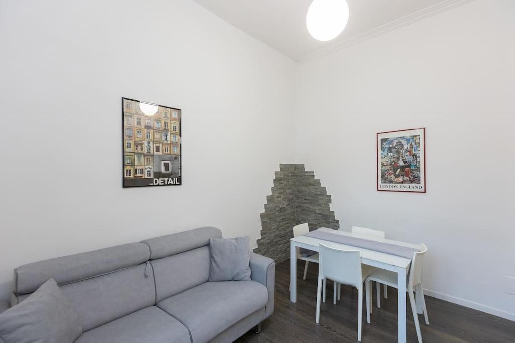 Apartment Elegant Near The Colosseum And Metro Rome