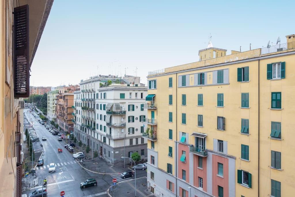 Elegant Near The Colosseum And Metro Apartment *